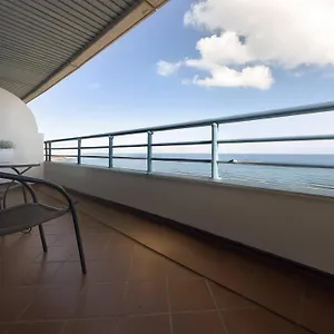 apartamento-en-primera-lnea-de-playa-seis-plazas.es-andalucia.com/