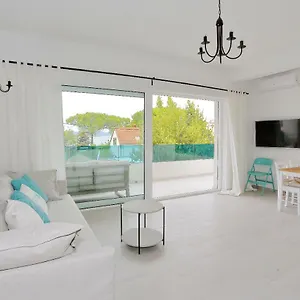 apartman-matija.hotelinzadar.com/